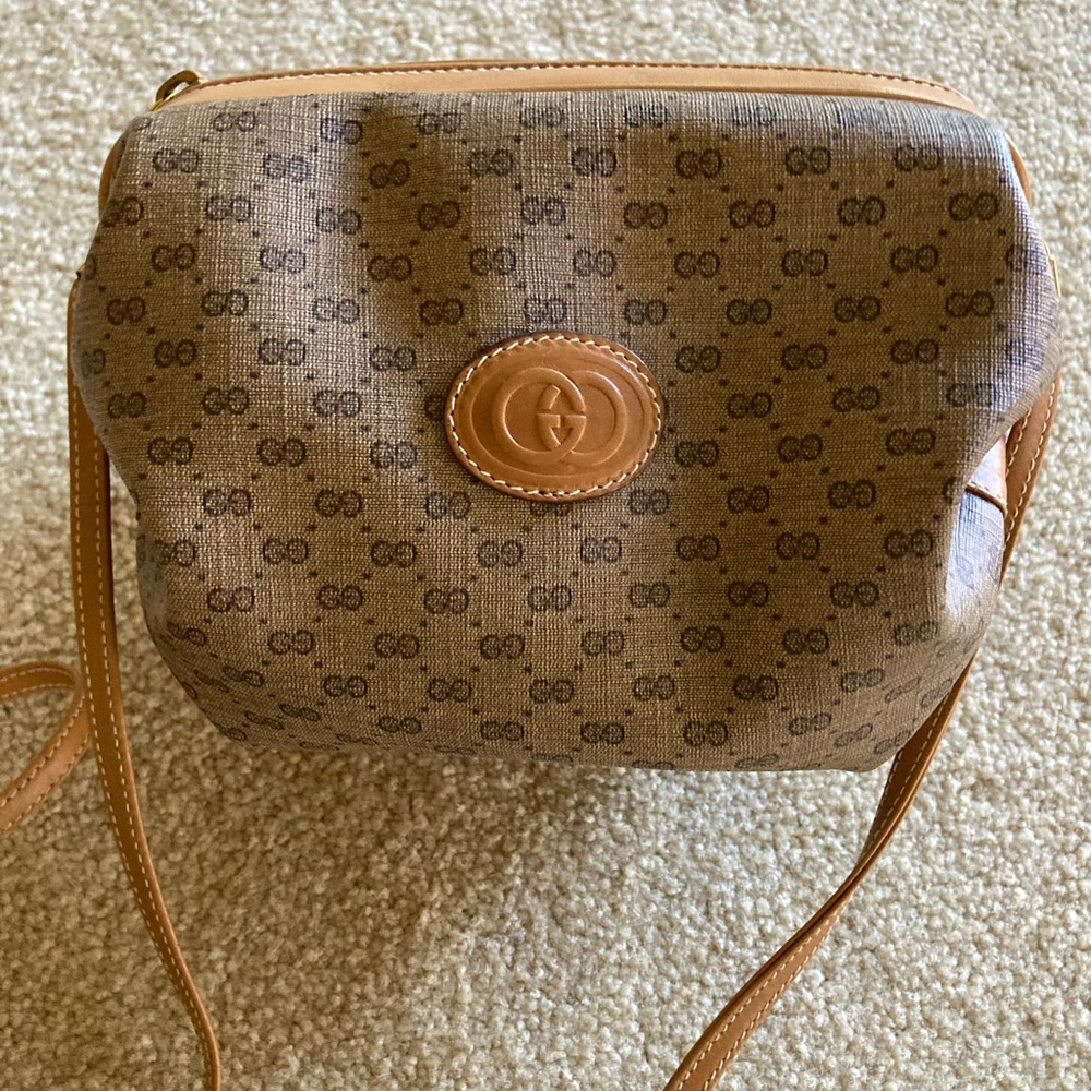 Authentic Gucci micro GG small shoulder bag